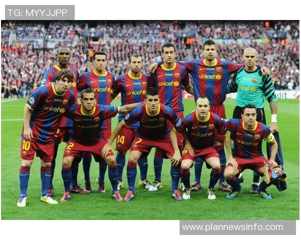 男歌星与足球明星的友谊揭秘谁是最热爱足球的音乐人